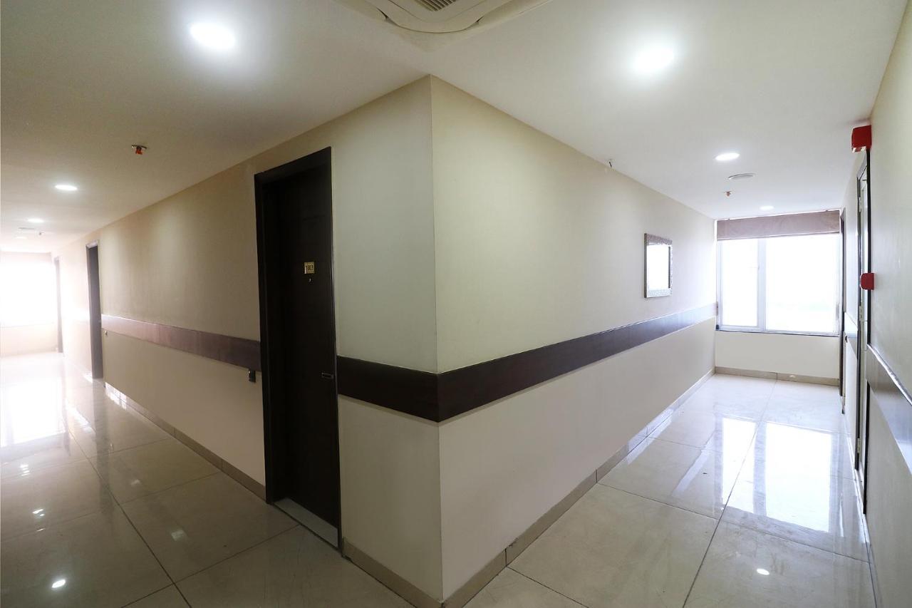 Fabhotel Mid Town Grand Panchkula Exteriér fotografie